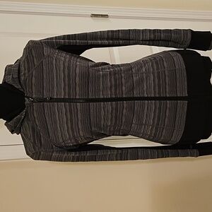 259. Lululemon Daily Practice Jacket